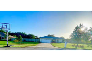 131 S 19th Cir SW, Vero Beach, FL 32962, Sold 12/11/20