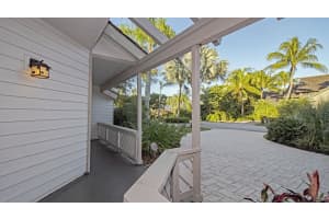 10611 SE Jupiter Narrows Dr, Hobe Sound, FL 33455, Sold 12/21/20