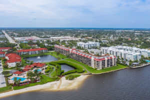 7030 Half Moon Cir, Hypoluxo, FL 33462, Sold 03/29/21