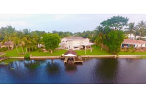 24 NW 25th St, Delray Beach, FL 33444, Sold 02/04/21