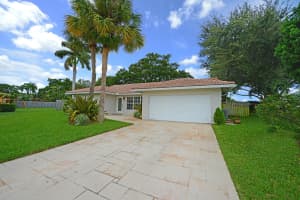 3207 NW 23rd Ct, Boca Raton, FL 33431, Sold 04/09/21