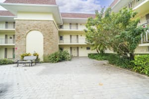 5560 Tamberlane Cir, Palm Beach Gardens, FL 33418, Sold 04/13/21
