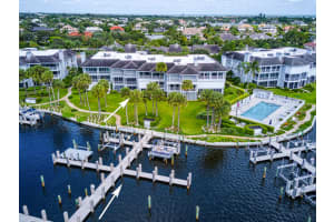 1903 Bay Rd, Vero Beach, FL 32963, Sold 02/03/21