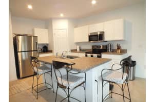 5361 Oakland Lake Cir, Fort Pierce, FL 34951, Sold 02/12/21