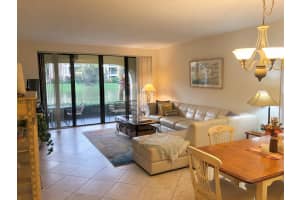 800 Uno Lago Dr, North Palm Beach, FL 33408, Sold 02/10/21