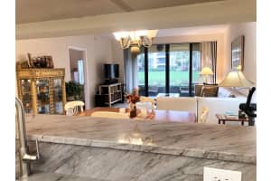 800 Uno Lago Dr, North Palm Beach, FL 33408, Sold 02/10/21