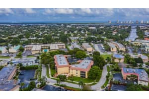 327 Southwind Dr, North Palm Beach, FL 33408, Sold 03/08/21
