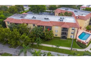 327 Southwind Dr, North Palm Beach, FL 33408, Sold 03/08/21