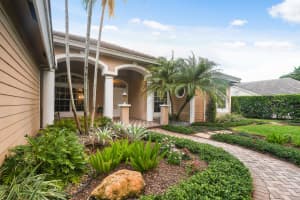 18750 SE River Ridge Rd, Tequesta, FL 33469, Sold 01/19/21