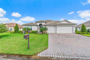 4777 Four Lakes Cir SW, Vero Beach, FL 32968, Sold 02/11/21