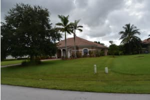 1207 SW Squire Johns Ln, Palm City, FL 34990, Sold 12/30/20