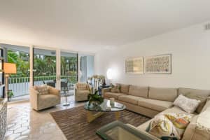 2295 S Ocean Blvd, Palm Beach, FL 33480, Sold 03/31/21