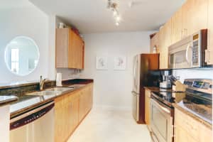 255 Evernia St, West Palm Beach, FL 33401, Sold 01/15/21