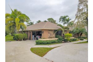 15225 Meadow Wood Dr, Wellington, FL 33414, Sold 03/16/21
