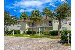 MLS# R10671915, Vero Beach, Florida 32963
