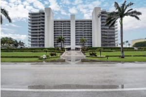 2727 S Ocean Blvd, Highland Beach, FL 33487, Sold 02/01/21