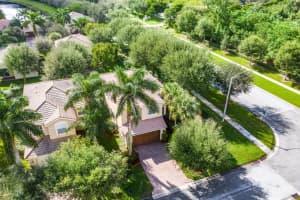 7672 Topiary Ave, Boynton Beach, FL 33437, Sold 12/28/20