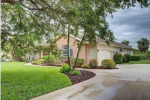 2636 SW River Shore Dr, Port St. Lucie, FL 34984, Sold 02/05/21