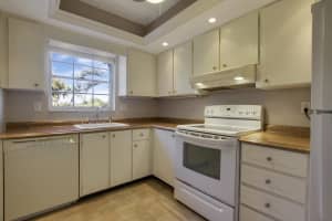 5520 Tamberlane Cir, Palm Beach Gardens, FL 33418, Sold 02/26/21