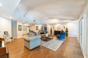 1760 Parkside Cir S, Boca Raton, FL 33486, Sold 01/29/21