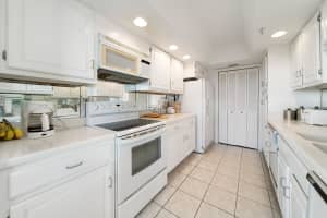 859 Jeffery St, Boca Raton, FL 33487, Sold 04/16/21