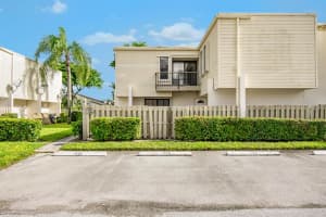 1554 Shaker Cir, Wellington, FL 33414, Sold 01/25/21