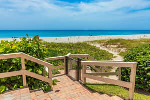 6711 N Ocean Blvd APT 21, Ocean Ridge, FL 33435, Sold 12/31/20