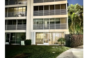 3421 Spanish Trail d124, Delray Beach, FL 33483, Sold 04/08/21