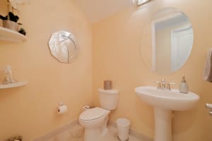 MLS# R10672391, West Palm Beach, Florida 33417