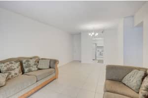 624 NW 13th St, Boca Raton, FL 33486, Sold 12/18/20