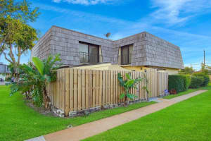 2324 Waterside Dr, Lake Worth, FL 33461, Sold 01/08/21