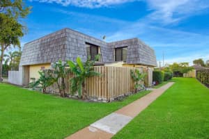 2324 Waterside Dr, Lake Worth, FL 33461, Sold 01/08/21