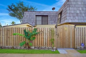 2324 Waterside Dr, Lake Worth, FL 33461, Sold 01/08/21