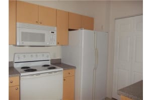 8040 N Nob Hill Rd, Tamarac, FL 33321, Sold 12/21/20