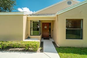 4581 Grand Cypress Rd, West Palm Beach, FL 33417, Sold 01/15/21