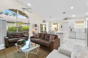 10527 Utopia Cir W, Boynton Beach, FL 33437, Sold 01/13/21