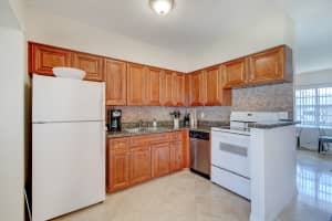 2811 Crown Ct, Delray Beach, FL 33445, Sold 02/22/21