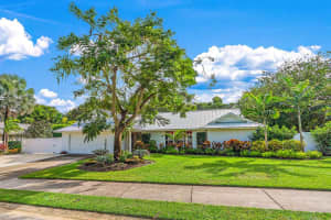 2710 Hope Ln W, Palm Beach Gardens, FL 33410, Sold 12/16/20