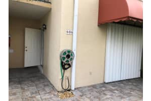 606 Waterside Dr, Hypoluxo, FL 33462, Sold 12/22/20