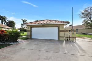 10216 Boynton Pl Cir, Boynton Beach, FL 33437, Sold 01/12/21