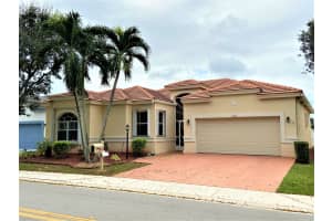 8320 Lake Cypress Rd, Lake Worth, FL 33467, Sold 01/29/21