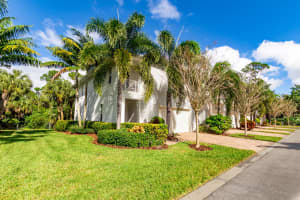7121 Kensington Ct, Palm Beach Gardens, FL 33418, Sold 01/27/21