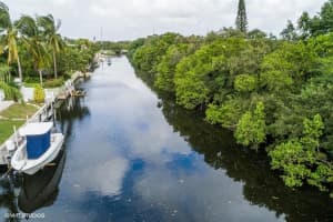 198 SW 6th Ave, Boca Raton, FL 33486, Sold 02/01/21