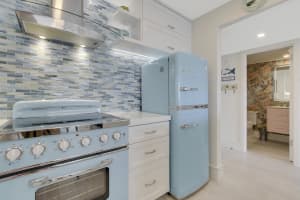 5440 N Ocean Dr, Riviera Beach, FL 33404, Sold 07/15/21