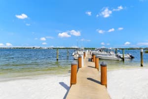 620 NE 20th Ln, Boynton Beach, FL 33435, Sold 05/05/21