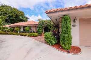 1024 Shady Lakes Cir, Palm Beach Gardens, FL 33418, Sold 01/29/21