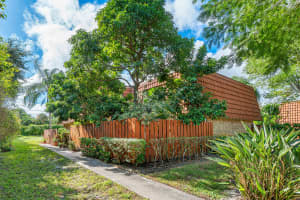 1840 San Juan Dr, Delray Beach, FL 33445, Sold 01/08/21