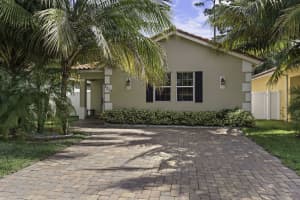 3310 Elizabeth Pl S, Palm Springs, FL 33461, Sold 02/08/21