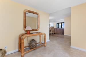 MLS# R10673716, Palm Beach, Florida 33480