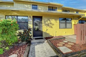 5167 Tennis Ln, Delray Beach, FL 33484, Sold 03/31/21